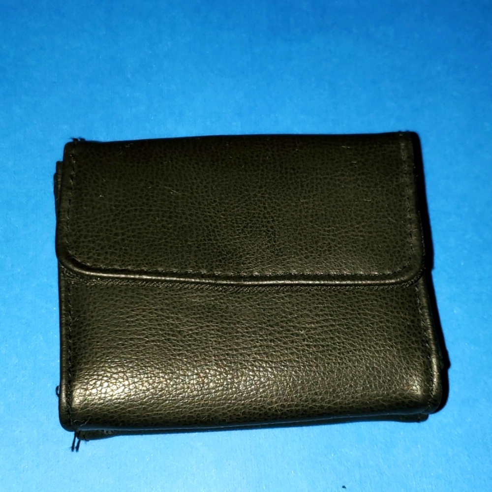 WOMENS CHANGE / Cash / Credit card PURSE